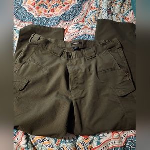 5.11 tactical mens 42x30